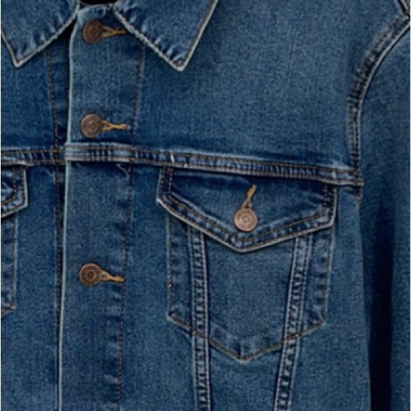 Signature by Levi’s Jean Jacket - Picture 2 of 4